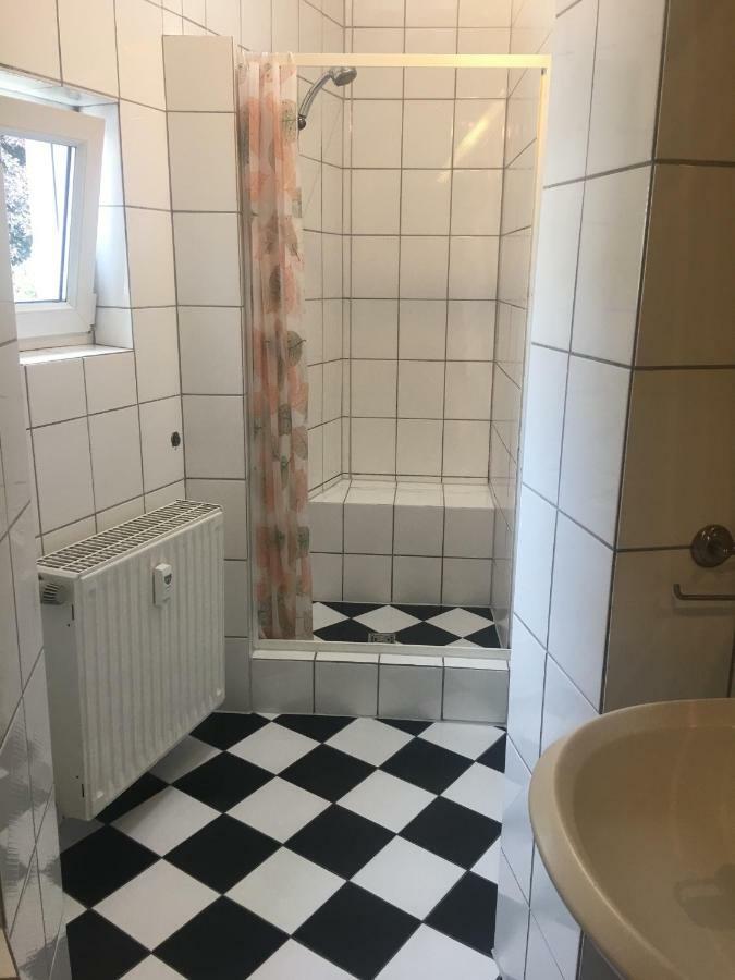 Apartment Am Friedrich Ebert Park Mit Ueber 100Qm Wohnflaeche Hamm  Exterior photo